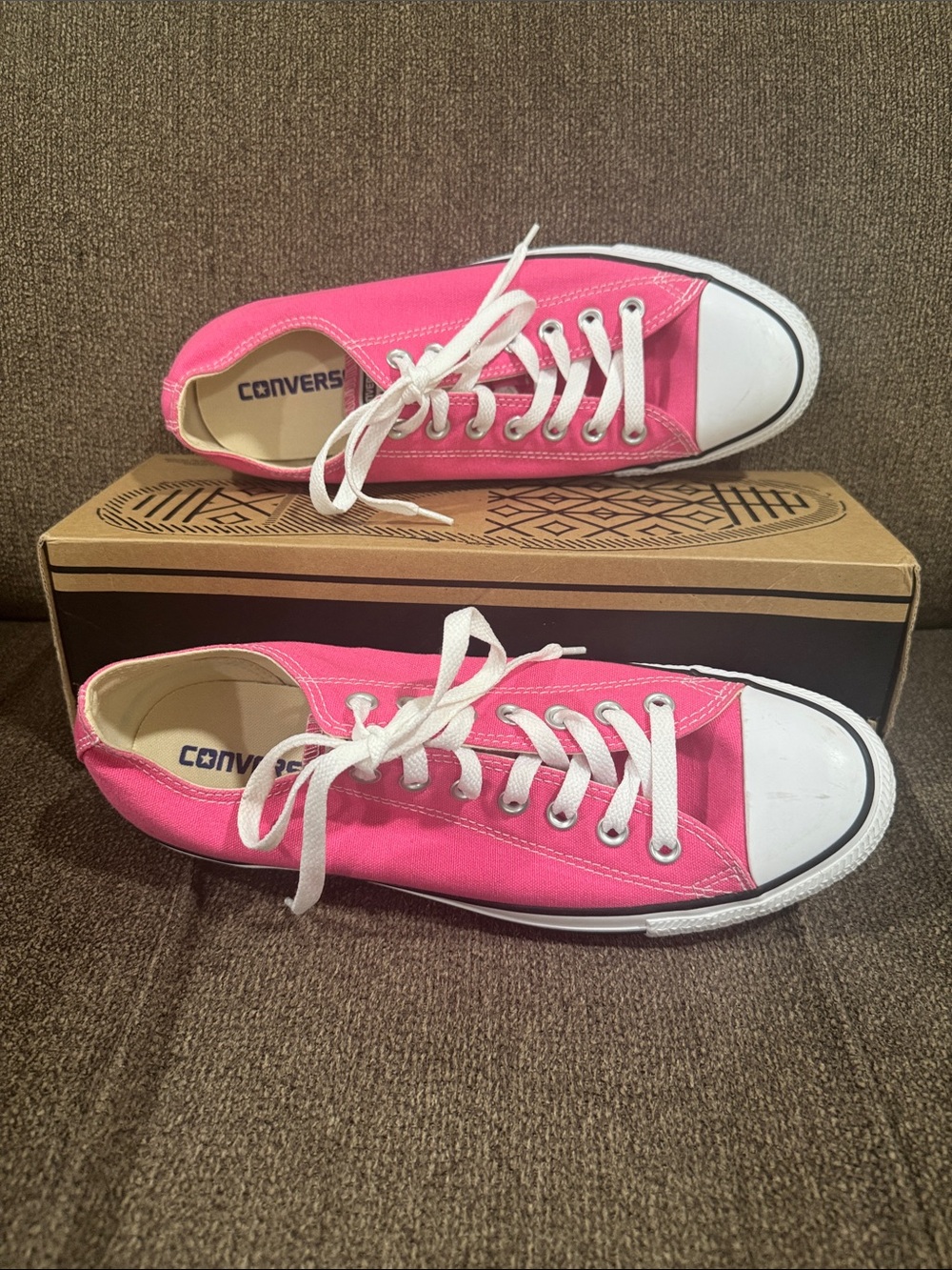 Converse Low Top Sneakers in Hot Pink and White